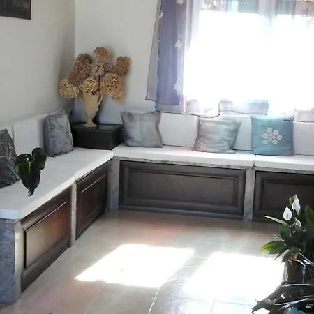House With 2 Bedrooms In Salir De Matos With Wonderful Mountain View Balcony And Wifi 10 Km From The Beach Tatil Evi