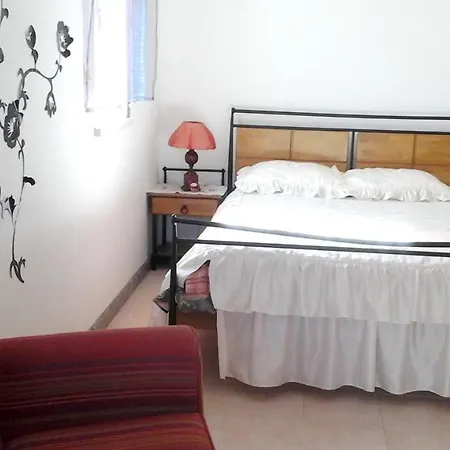 Tatil Evi House With 2 Bedrooms In Salir De Matos With Wonderful Mountain View Balcony And Wifi 10 Km From The Beach *